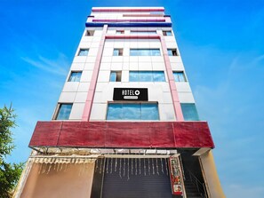 House | Exterior - Super Hotel O Besant Road (Vijayawada)