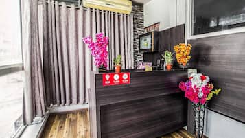 House | Reception
