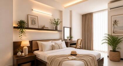 Group Stay in Central Saigon_ 6 Bedrooms + Private Baths