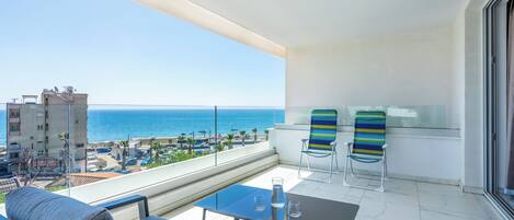 Apartment, 1 Double Bed with Sofa bed, Kitchen, Sea View | Terrace/patio