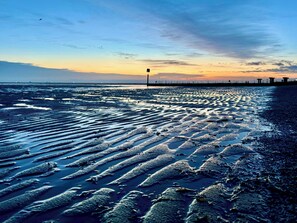 Beach - 6 Humberside Apartment (Cleethorpes)