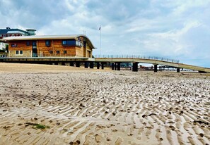 Exterior - 3 Humberside Apartment (Cleethorpes)