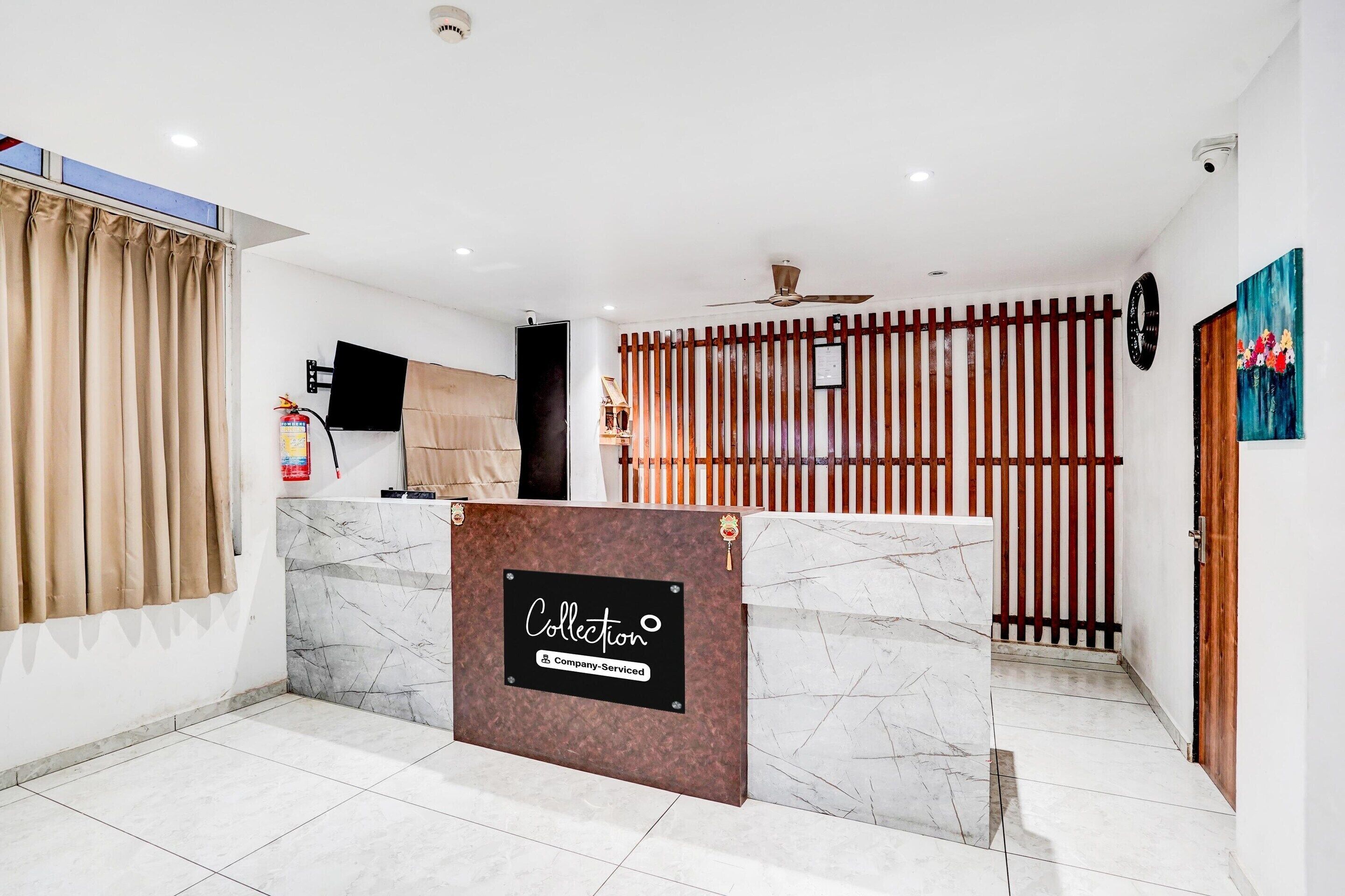 House | Meja sambut tetamu