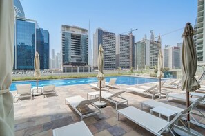 Pool - Vera residence - 410 (Dubai)