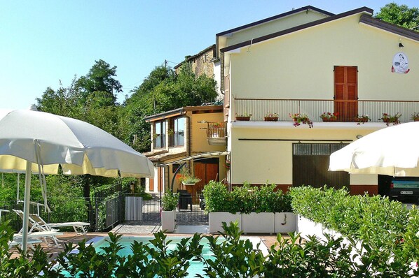Exterior - Apartment in Montefortino With Communal Pool (Montefortino)