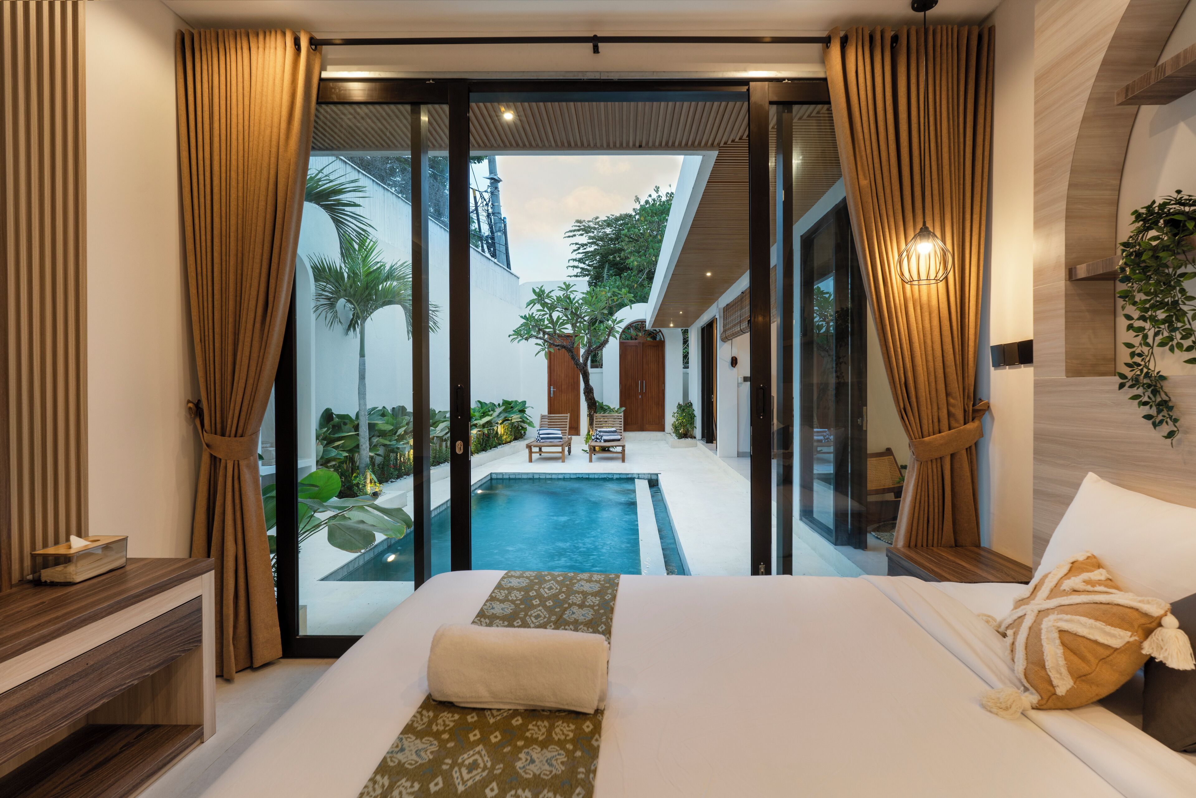 빌라, 수영장 전망