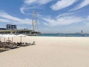 Beach - Beachfront 1BR Retreat at Address JBR (Dubai)