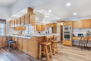 Fridge, microwave, oven, stovetop - Game Room + Outdoor Dining + BBQ | Near Big Bear Lake + Slopes | Pinecrest Lodge (Big Bear Lake)
