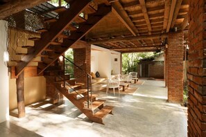 Terrace/patio - Varanya By Regus (Habarana)