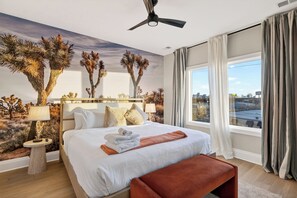 8 bedrooms, desk, free WiFi, bed sheets - 2 Homes | Hot Tub + Karaoke Lounge + Rooftop + Skyline Views | Min to Broadway (Nashville)