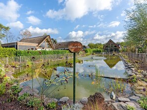 Rumah | Pemandangan dari properti