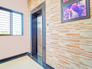 House | Interior - Super Collection O Surathkal Beach (Mangaluru)