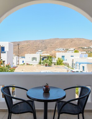 Comfort Double Room, Balcony, Garden View | Outdoor dining