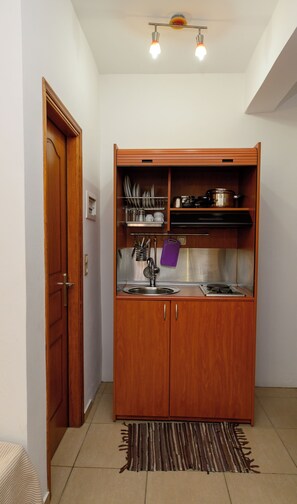 Private kitchen - VILLA ANDROMEDA (AEGIALI)