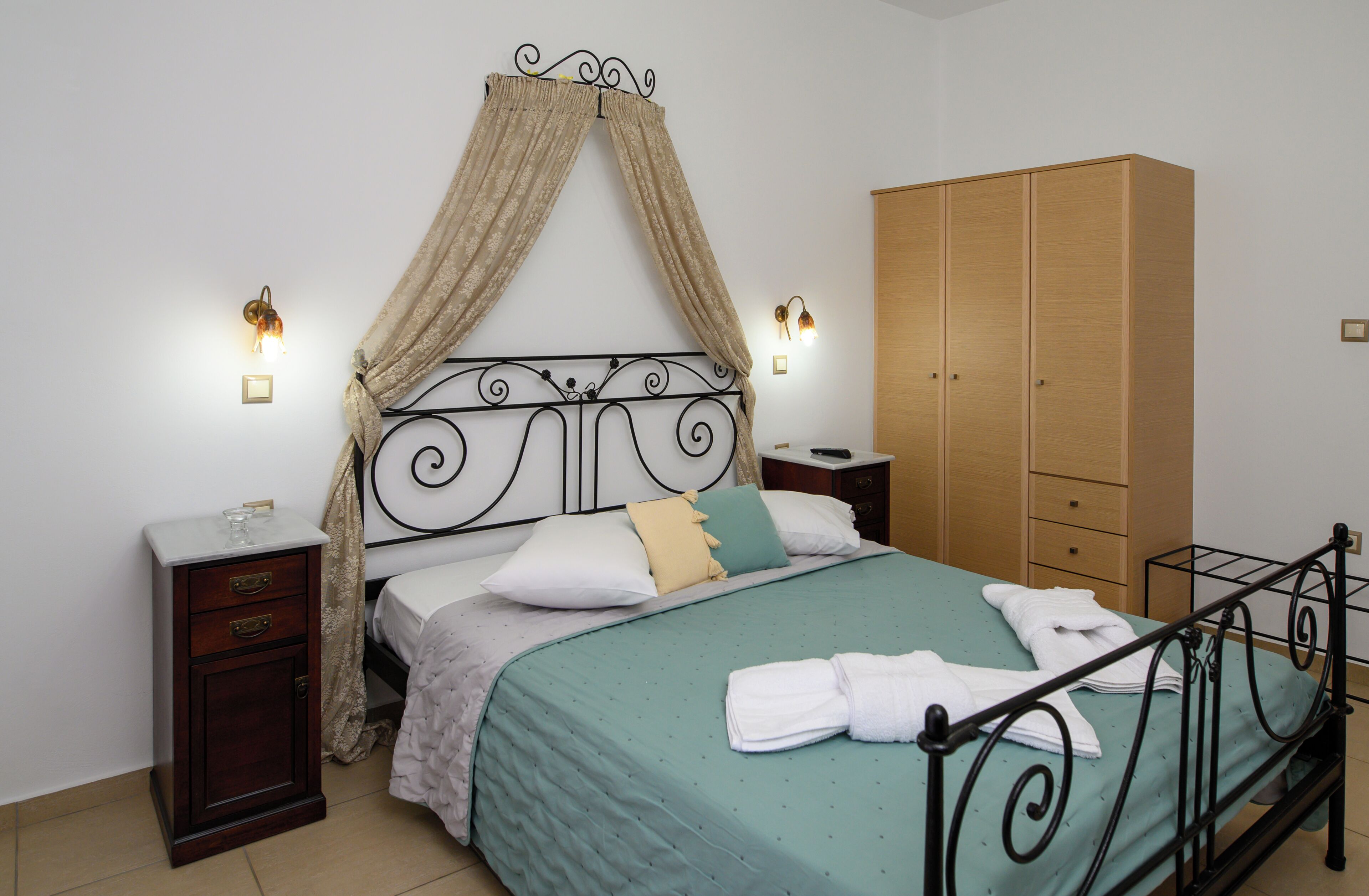 Chambre Double Confort, balcon, vue jardin