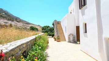 Enceinte de lâhĂ©bergement