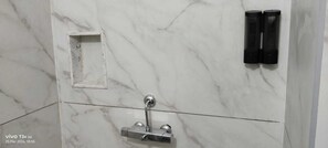 Bathroom - Hotel Niyathi (Erode)