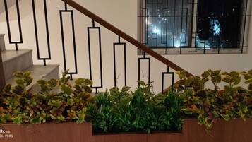 Deluxe Double Room, City View | Interior