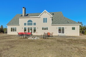 Exterior - Acadia Adventure Base: 4,500-Sq-Ft Group Getaway (Mount Desert)