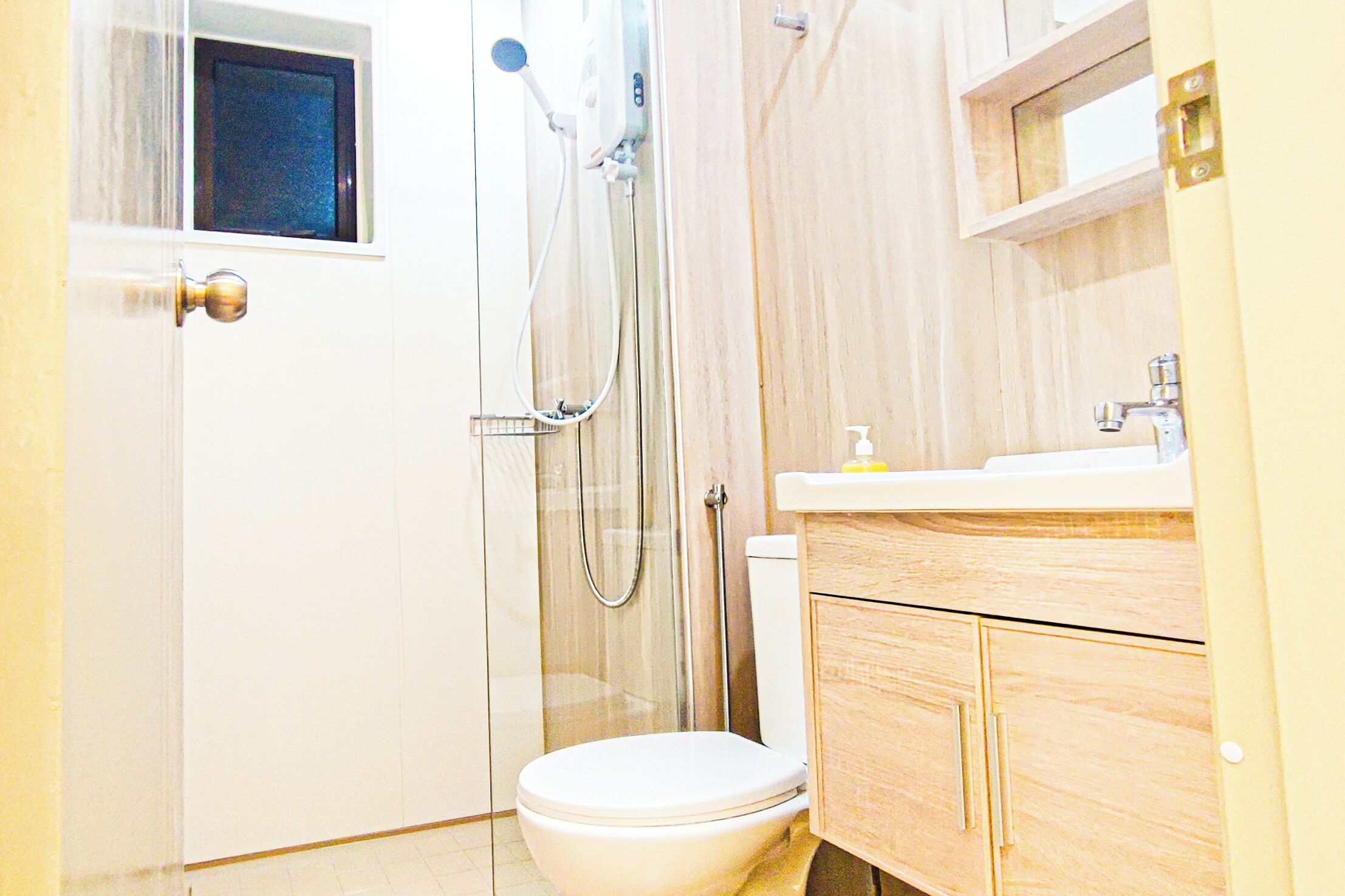 Gác Deluxe, ban công, quang cảnh núi | Phòng tắm