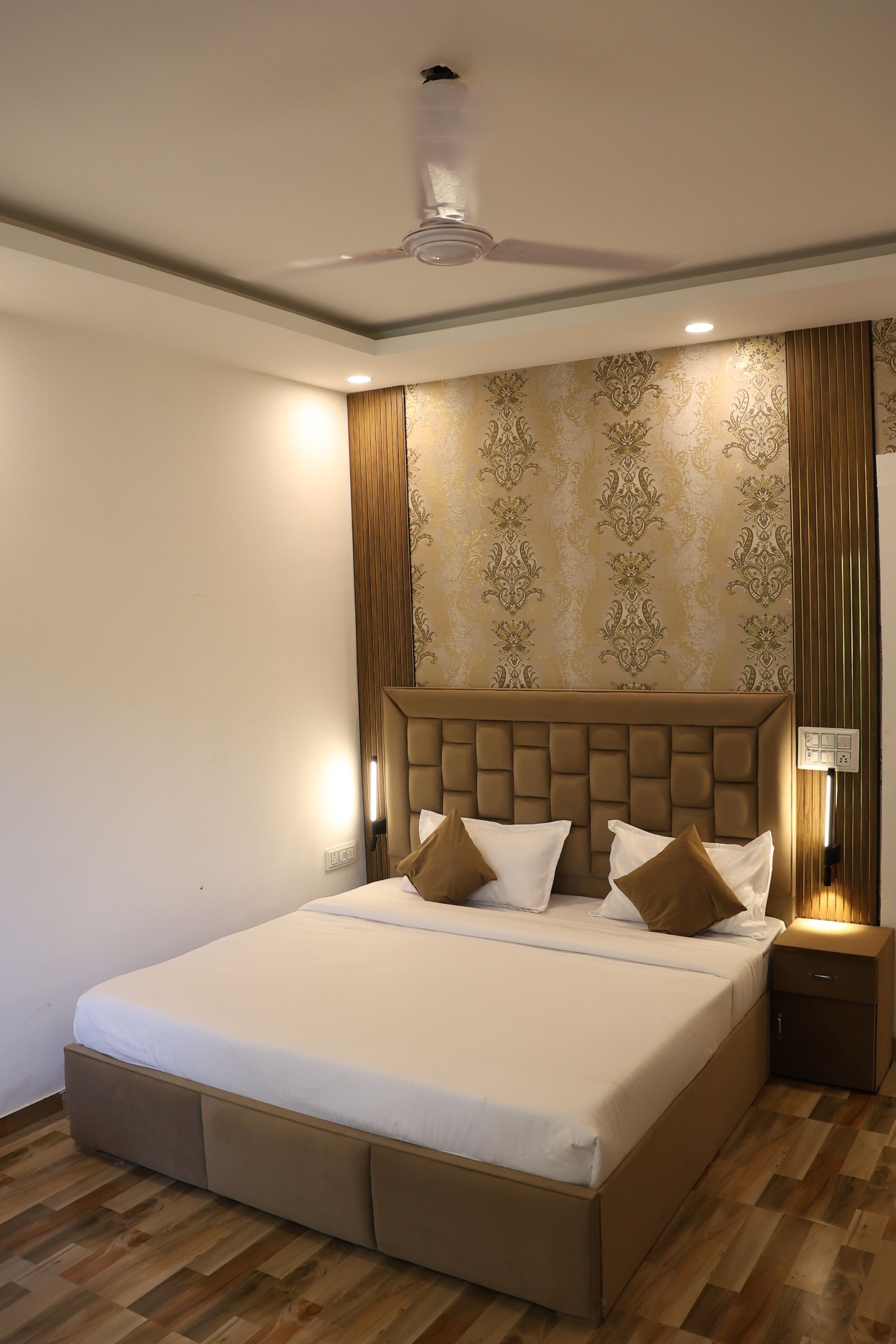 Saphira 2 BHK Family Suite Room