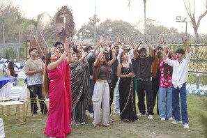 Garden - Sundown Resort (Noida)