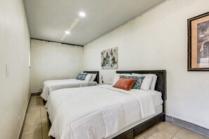 Iron/ironing board, internet, bed sheets