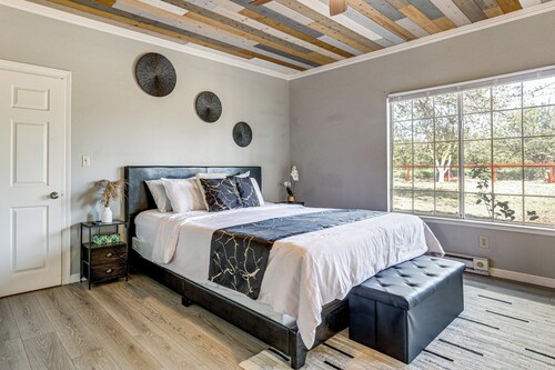 Sip & Savor: Galt Wine Country Getaway w/ BBQ