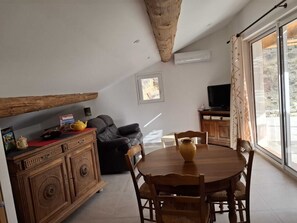 Interior - Charming two-room barronies large terrace (Montbrun-les-Bains)