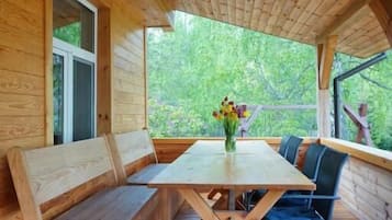 Basic House, Park View | Outdoor dining