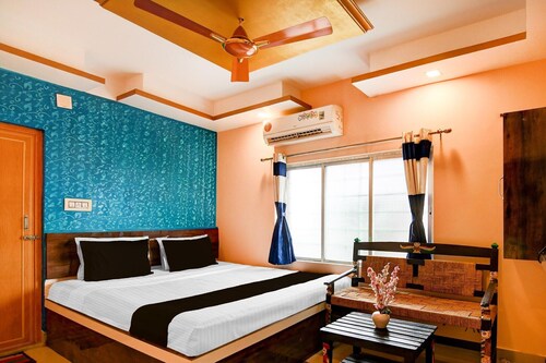 Hotel O Bolpur Central Railway Junction