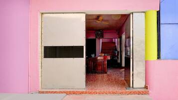 DĂ©tail de lâextĂ©rieur