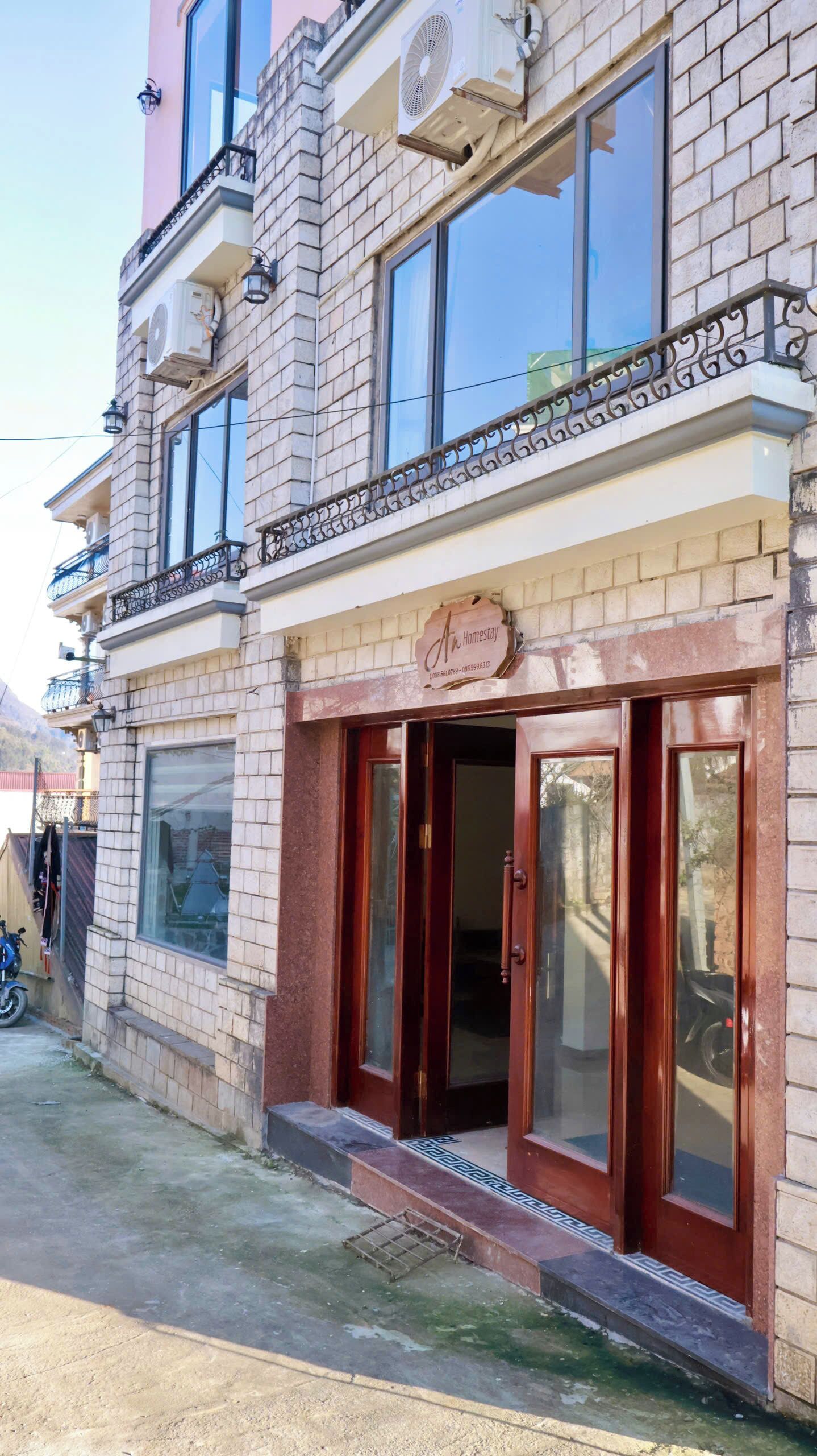 Fachada de la propiedad