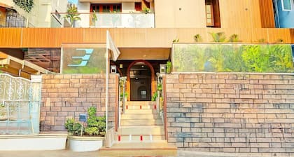 Townhouse Seethammadhara Junction