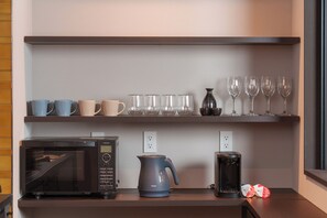 Suite, Kitchenette | Interior - KOHAKU Apartment Hotel Kyoto (Kyoto)