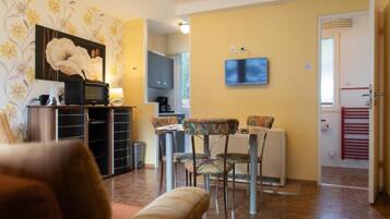 House, Pets Allowed, Garden View | Living area