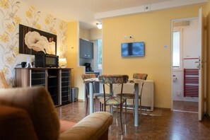 House, Pets allowed, Garden View | Living area