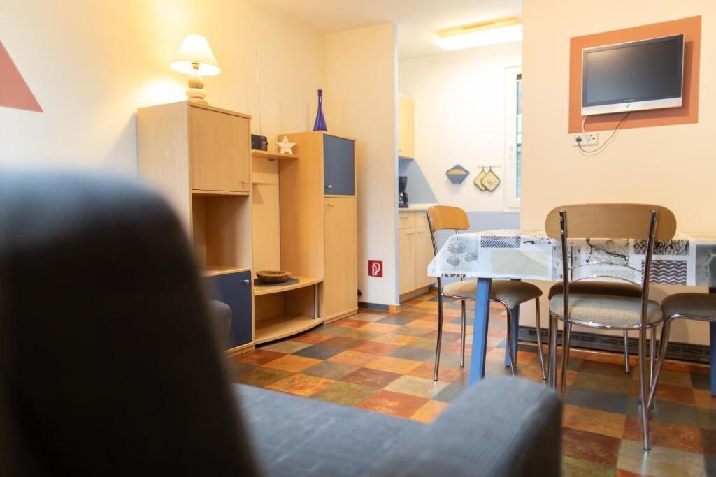 House, Garden View | Interior