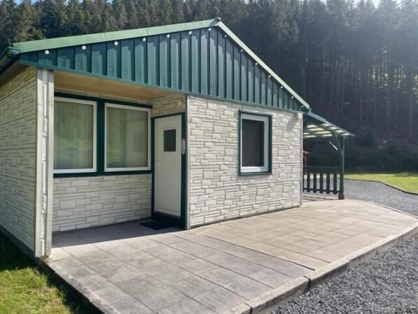 House, Pets allowed, Garden View | Exterior