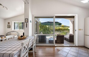Dining - Gorgeous apartment in Sibenik (Sibenik)