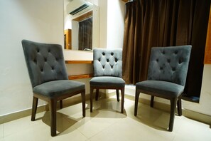 Classic Single Room | Interior - jrf hotel (kolkata)