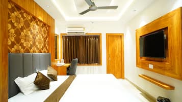 Deluxe-rum - balkong - utsikt mot staden