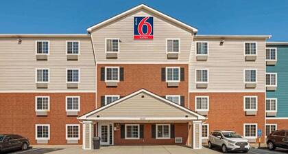 2 Full Beds | Non-Smoking, Kitchen