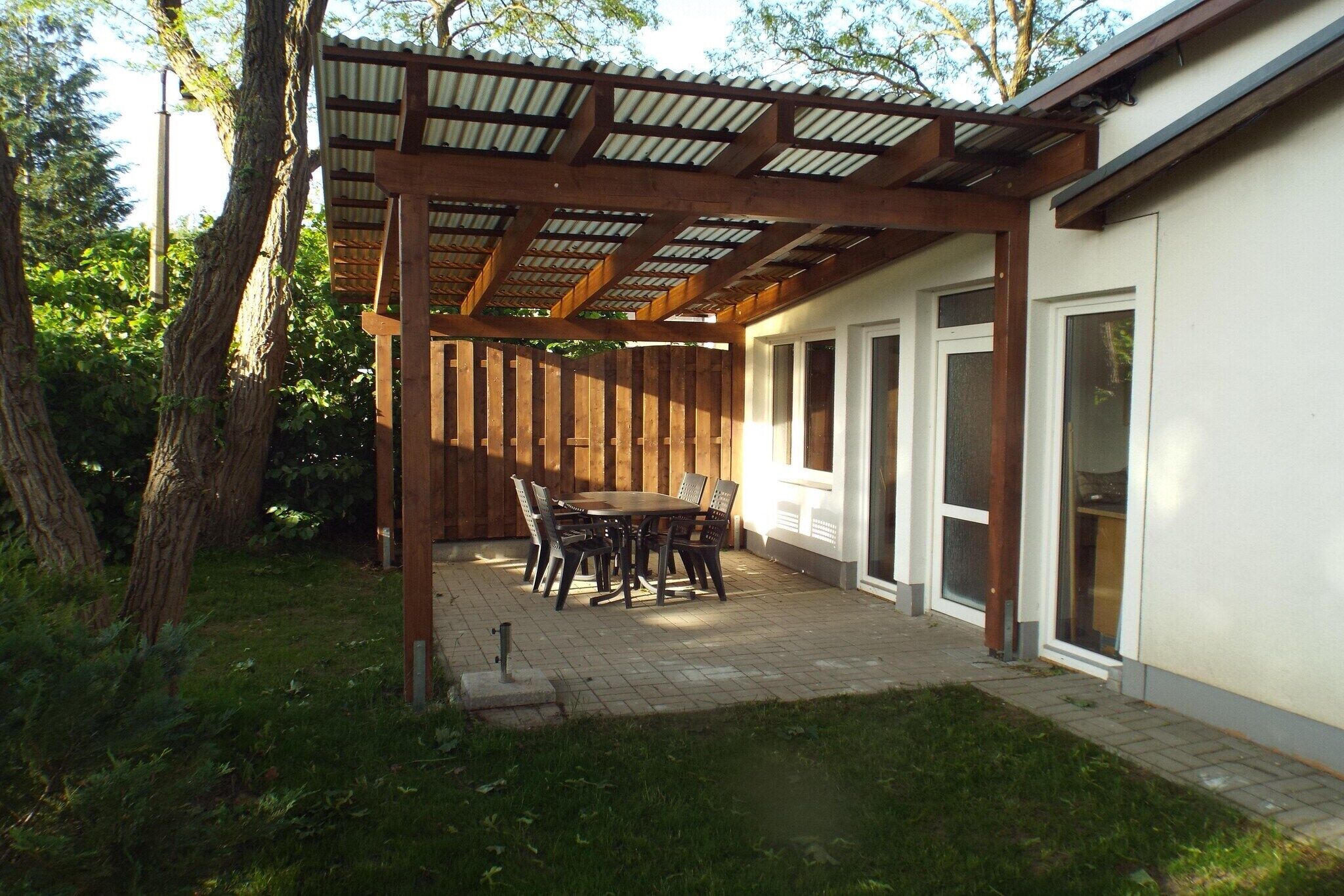 Außenseite Ferienhaus [Sommer]