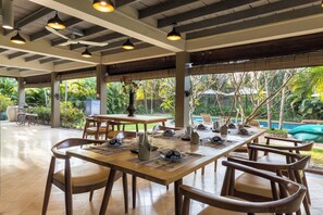 Outdoor dining - Tropical 4-bedroom villa with private pool in Krong Siem Reap (Krong Siem Reap)