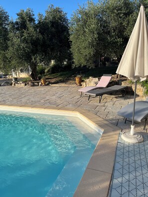 Pool - Self-catering cottage surrounded by olive trees Near Uzes (Saint-Maurice-de-Cazevieille)