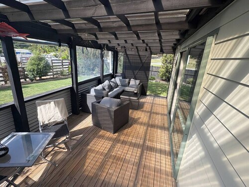 Peaceful Puketapu Retreat - near Napier & wineries