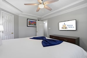 2 bedrooms, iron/ironing board, travel cot, free WiFi