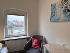 TV - Single room close to the beach in a quiet location in Wenningstedt - Pension La Mer - (Wenningstedt-Braderup (Sylt))