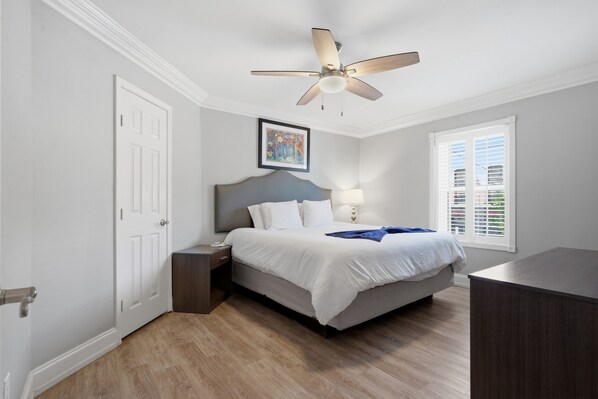 2 bedrooms, iron/ironing board, travel cot, free WiFi